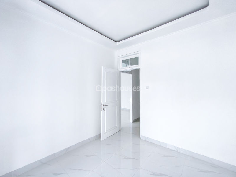 Legenda Wisata Zona Colombus