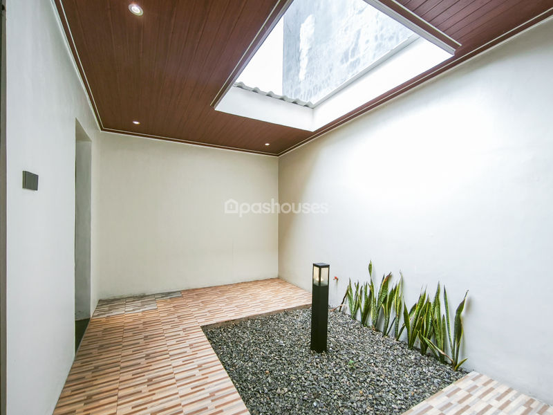 Metland Transyogi Cibubur