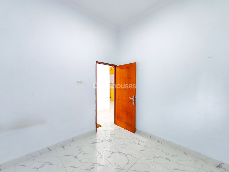 Perumahan Villa Nusa Indah 3 Blok KM2 No.20