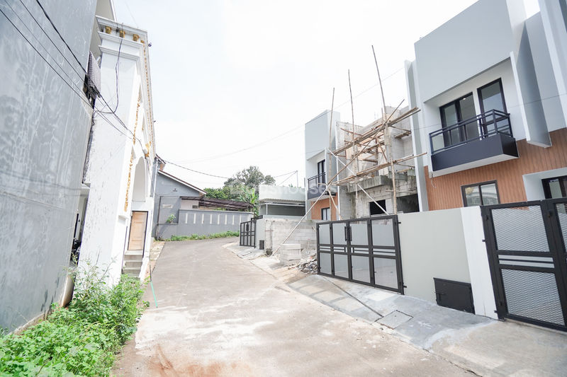 Jalan Randu V Bekasi No.143B