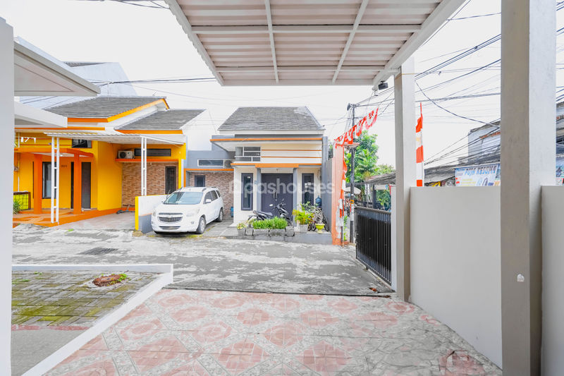 Town House Griya Widya