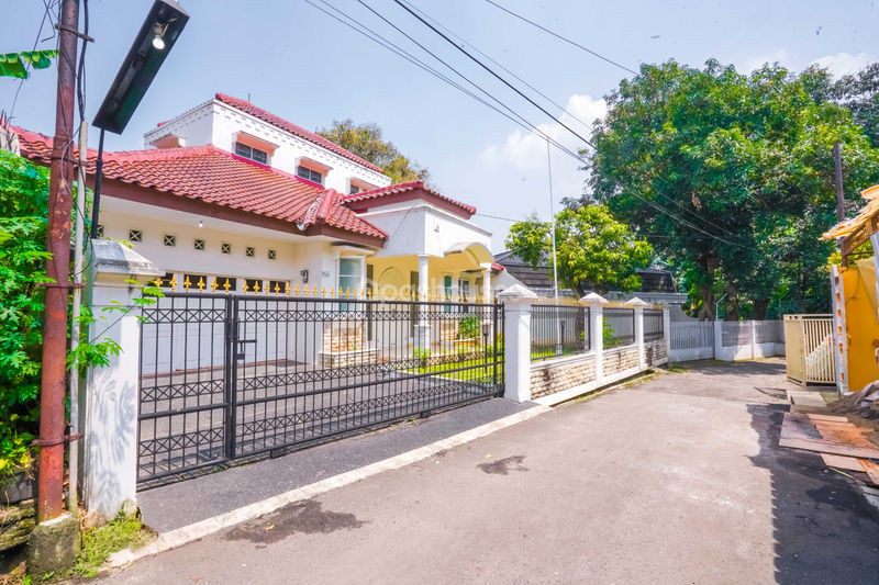 Jalan Bukit Cinere Blok C117