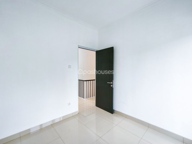 Bukit Golf Riverside III