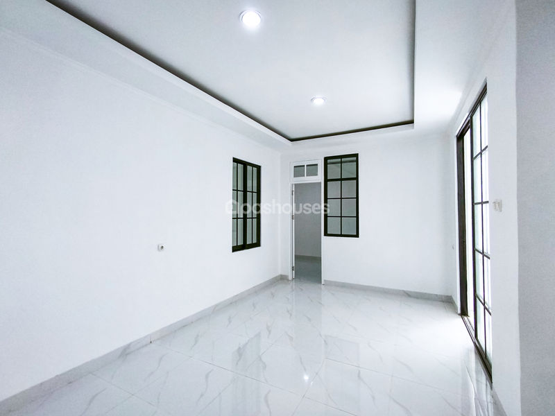 Legenda Wisata Zona Colombus