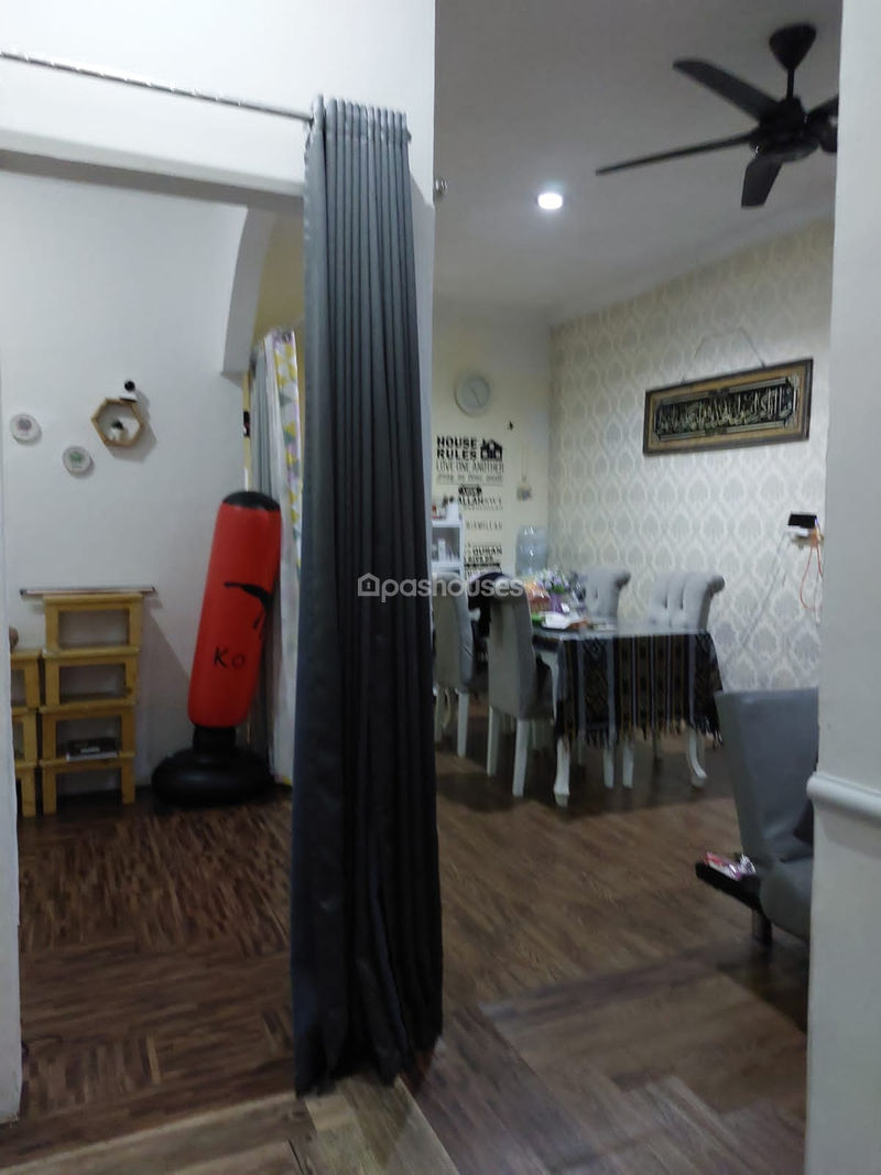 Puri Cinere Hijau Blok A4