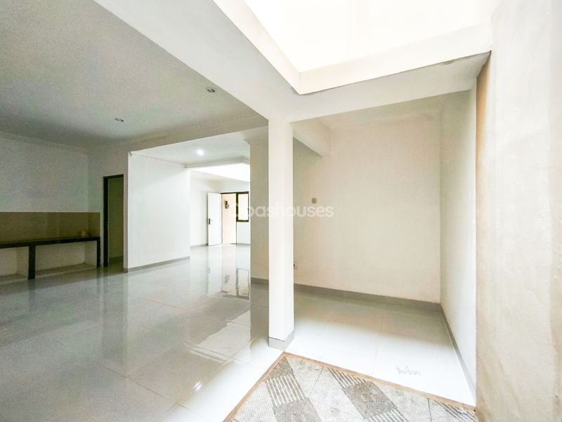 Kota Wisata Cluster Amsterdam No.30 Blok I No.5