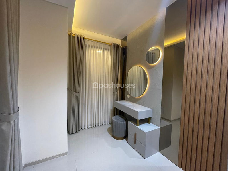 Golden Park 3 Cluster Athena Blok D16