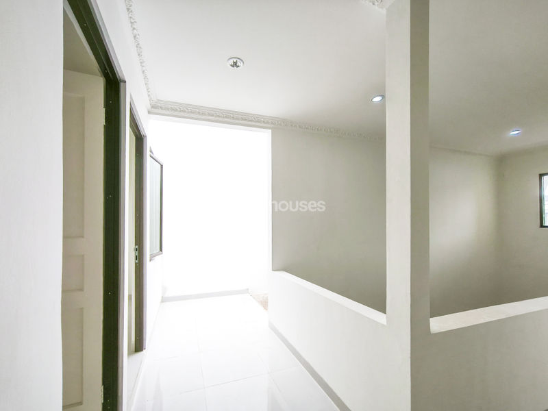 Kota Wisata Cluster Amsterdam No.30 Blok I No.5