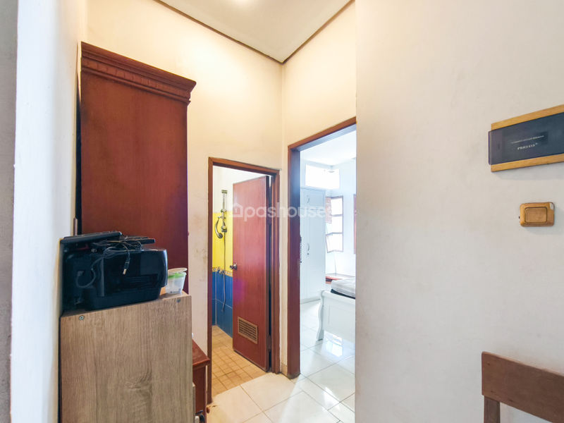 Jalan Majelis Taklim Almansyuriah No.10
