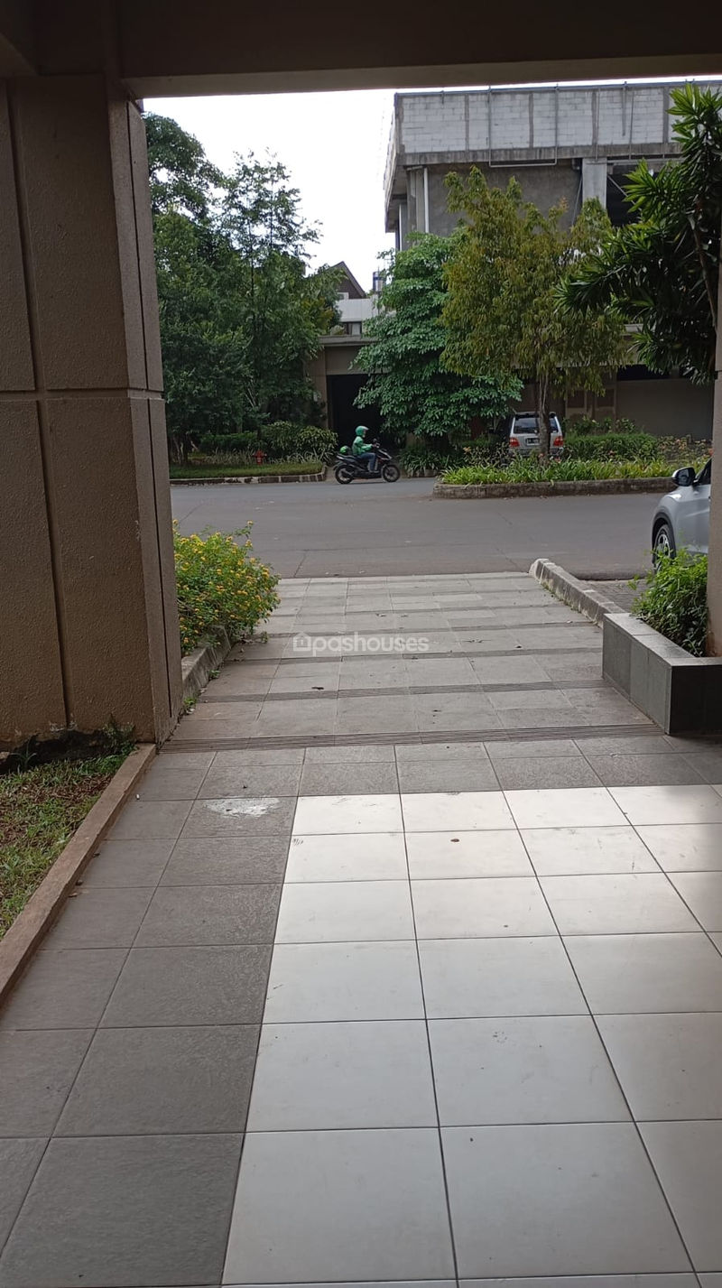 Apartemen Podomoro Golf View