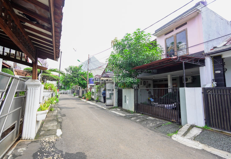 Jalan Manggar V Blok G8