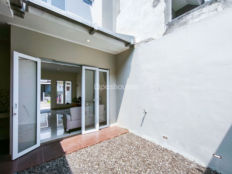 Bukit Golf Riverside Cluster Orchid Blok E17/21B