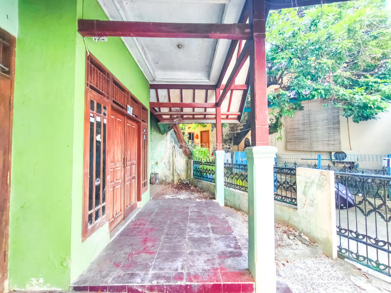 Jalan Al-Ikhlas No.10 Depok