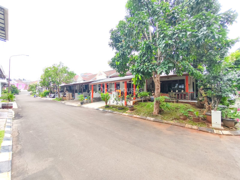 Graha Raya Cluster Fedora Blok J9 No. 21
