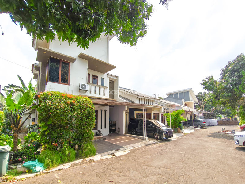 Jalan Lombok Pamulang