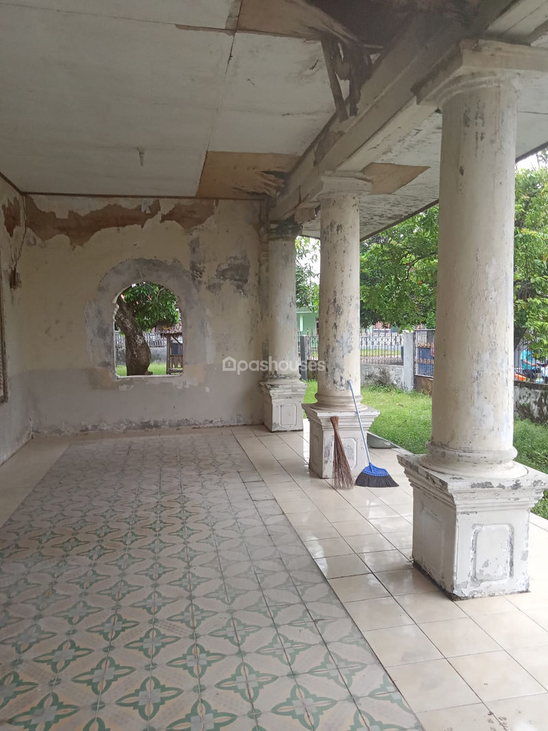 Jalan Raya Syekh Haji Nawawi Tanara Tangerang