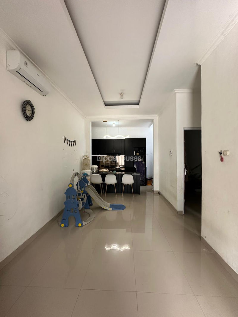 Vila Kebun Raya Cibinong Estate