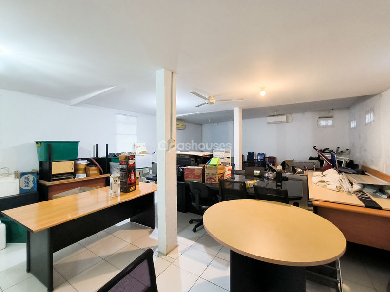 Jalan Mawar Merah II No.54A