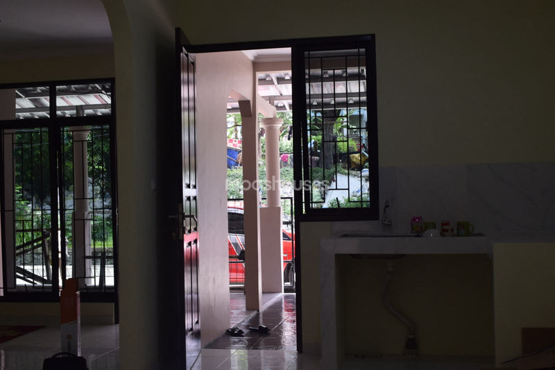 Taman Narogong Indah Blok E 31-1