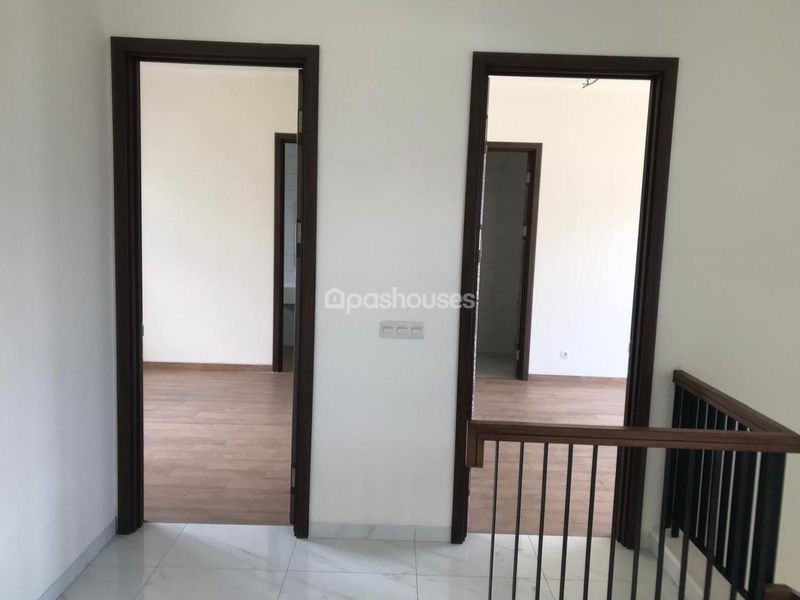 Perumahan Suvarna Sutera Cluster Dakota