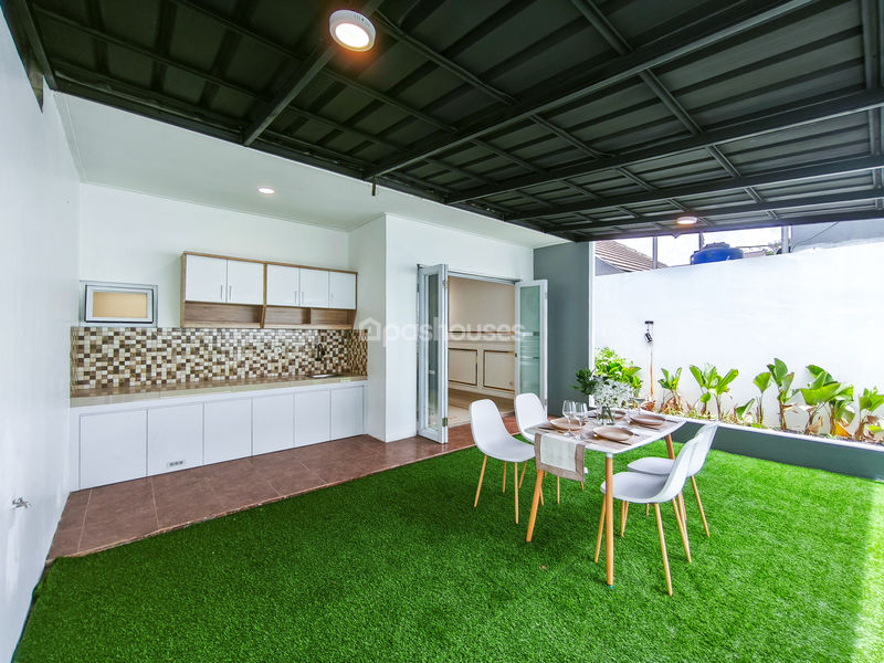 Bukit Golf Riverside III