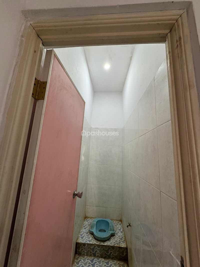 Jalan Flamboyan Blok B8