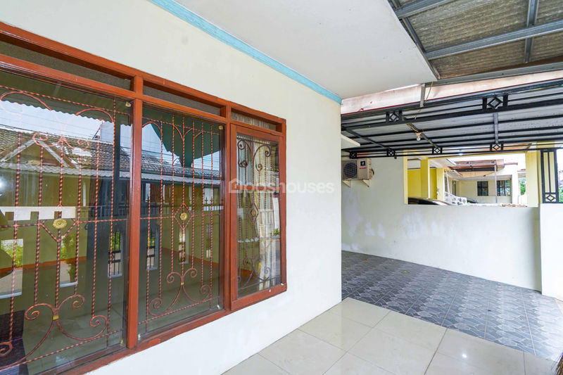 Jalan Taman Anyelir 2 Blok D1 No 2