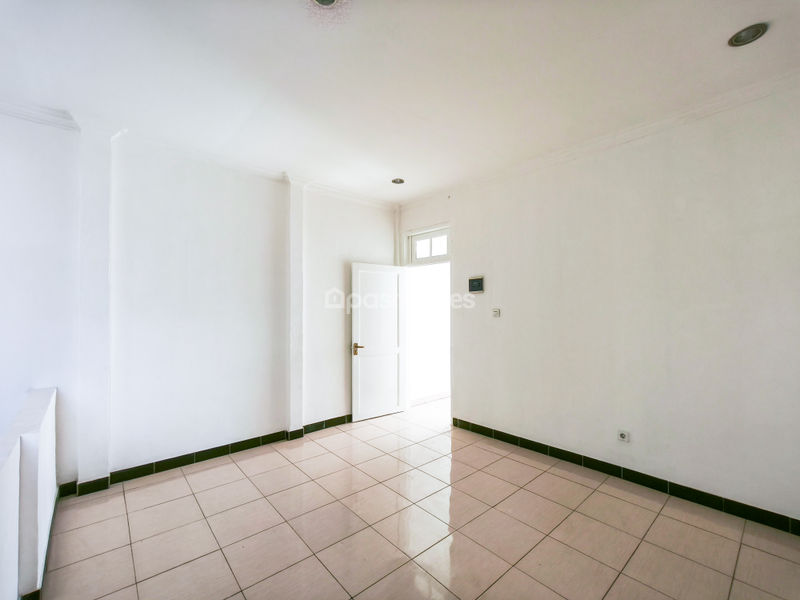 Legenda Wisata Zona Colombus