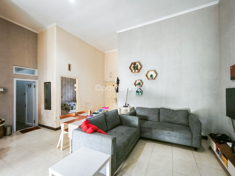 Erfina Kencana Regency Cluster Taman EK Playground No.18