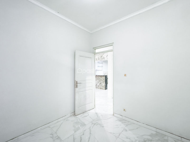 Metland Transyogi Cibubur 