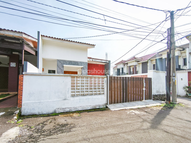 Cikeas Country Residence Blok C1 No.14