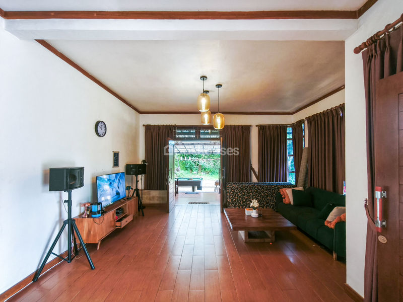 Kampung Ciliwung Riverside