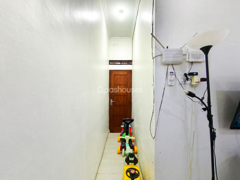 Jalan Kabel - Pitara No. 135A