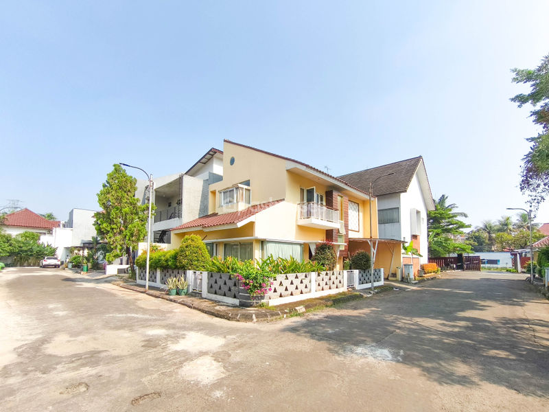 Perumahan New Grand Cirendeu Royal Residence Blok A No.3