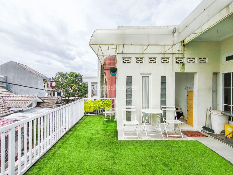 Perumahan Acropolis Karadenan Blok KR