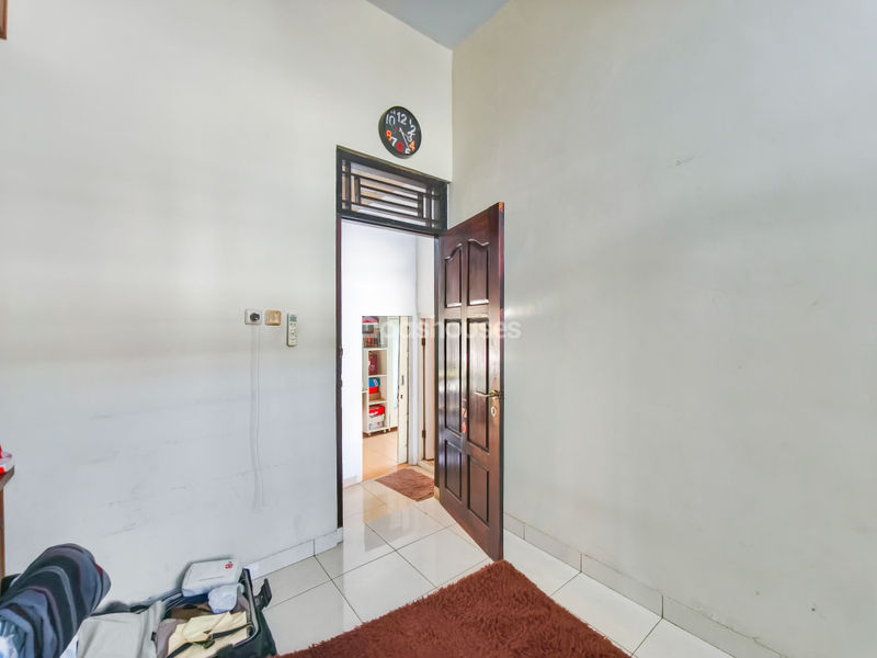 Jalan Majelis Taklim Almansyuriah No.10