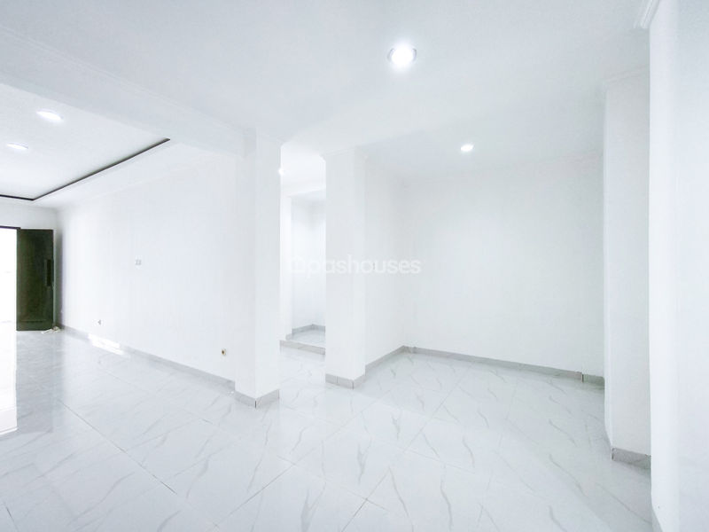 Legenda Wisata Zona Colombus