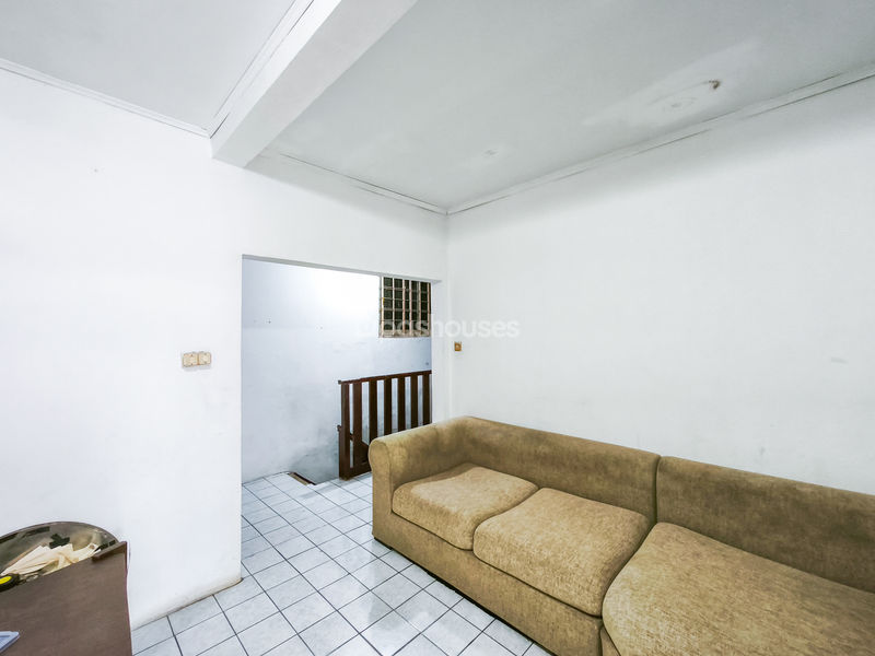 Jalan Palayu Raya No.11