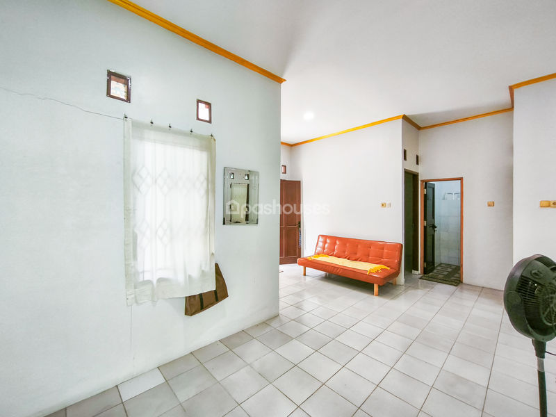 Perumahan Acropolis Karadenan Blok MY No.21