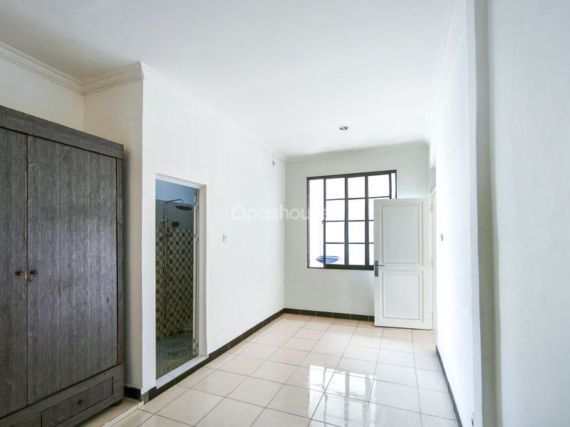 Legenda Wisata Zona Colombus