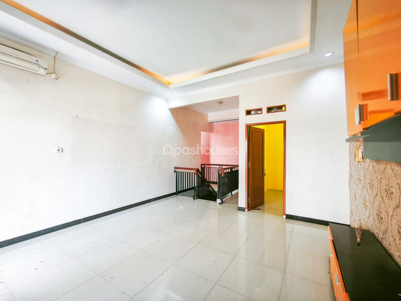 Perumahan Acropolis Karadenan Blok FR