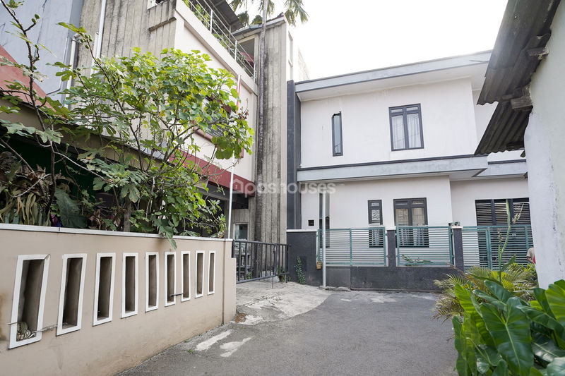 Jalan Kelapa Gading 2 No.3 Kramat Jati