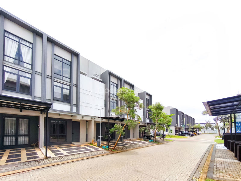 Latinos Business District BSD City Blok B12 No.5