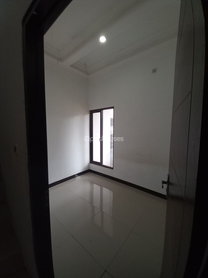 Jalan Caringin Rangkapan Jaya