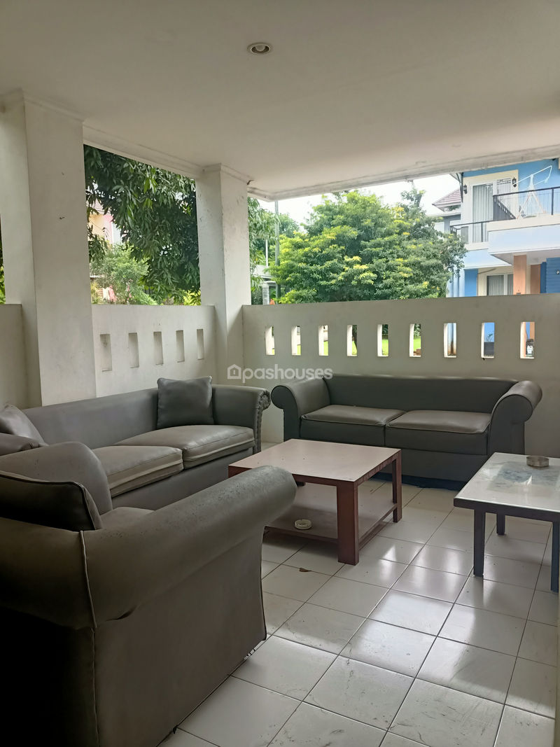 Kota Wisata Cluster Ottawa Blok UC1 No.8