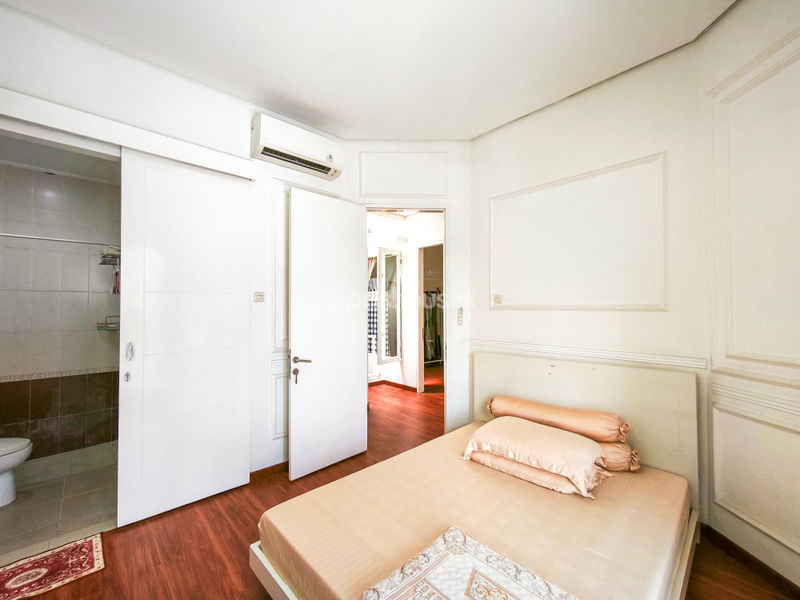 Perumahan Indraprasta Townhouse Blok C No.7