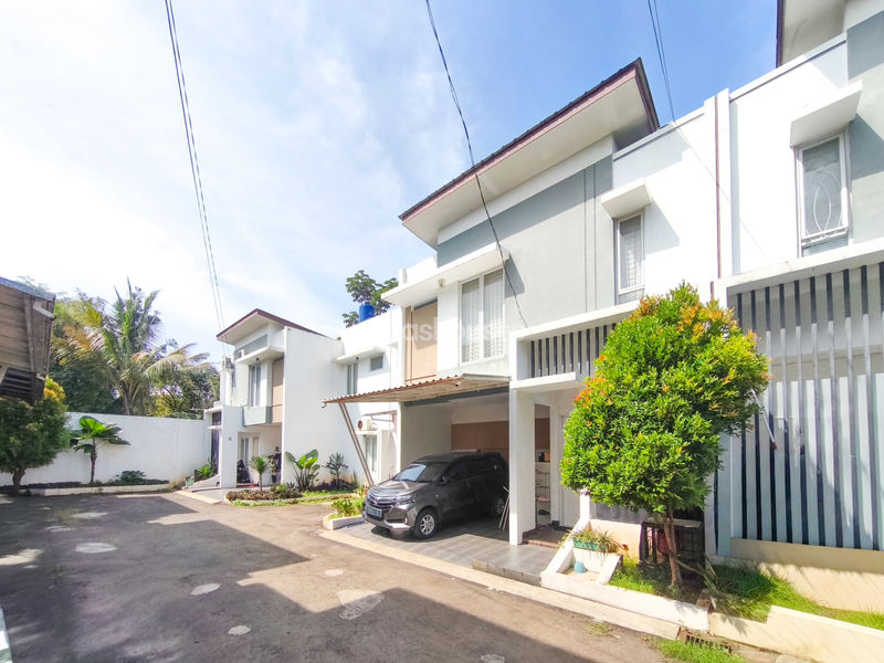 Green Urban Townhouse Kav.10