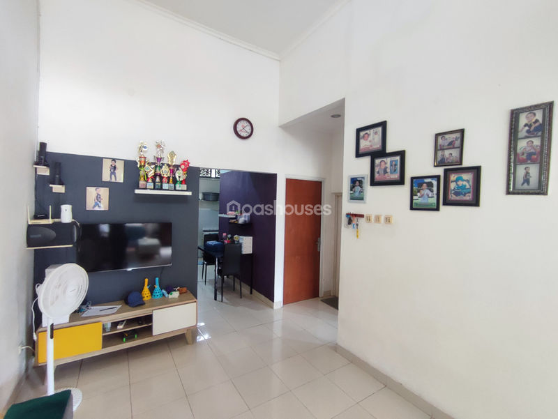 Grand Depok City Puri insani 1 blok F4 No.8