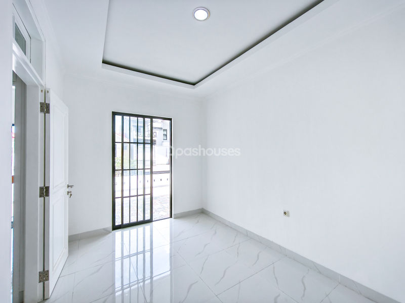 Legenda Wisata Zona Colombus