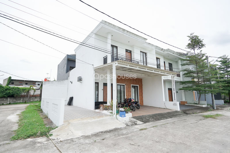 Cluster The Mansion's Bekasi Blok C No.1